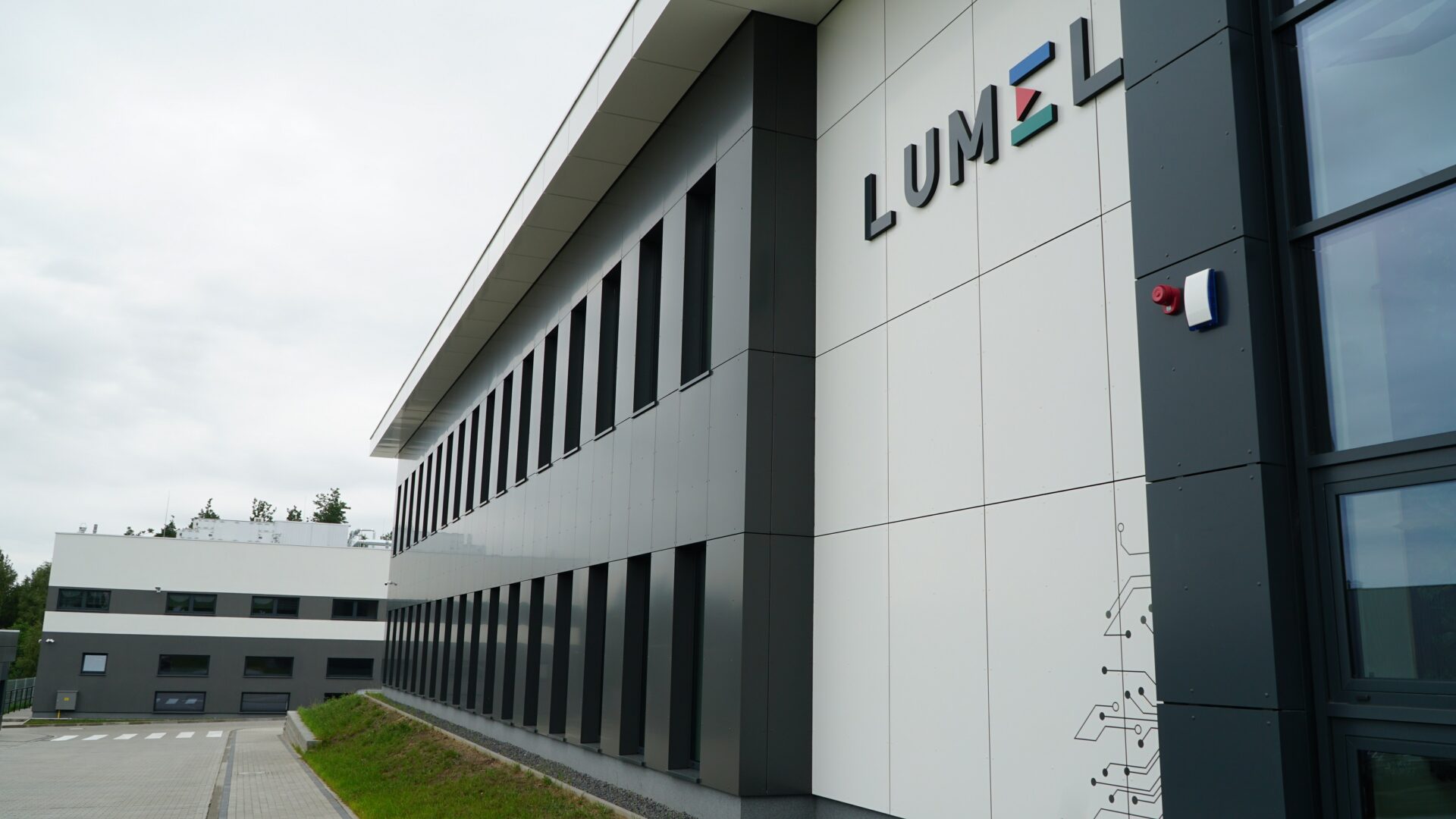 Lumel Off Campus Drive 2022