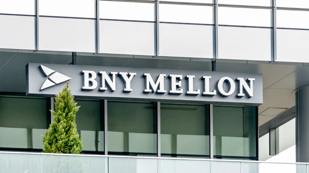 BNY Mellon Off Campus Drive 2022